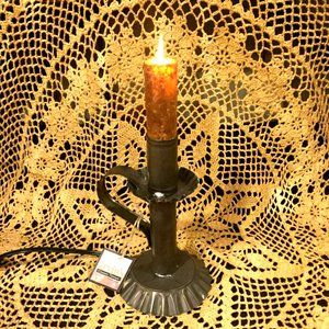 Electric Accent Light in Black tin with  dancing flame candlestick